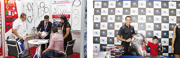O campeão da fórmula Indy, HelioCastroneves, foi uma atração à parte e autografou seu livro para os visitantes da feira